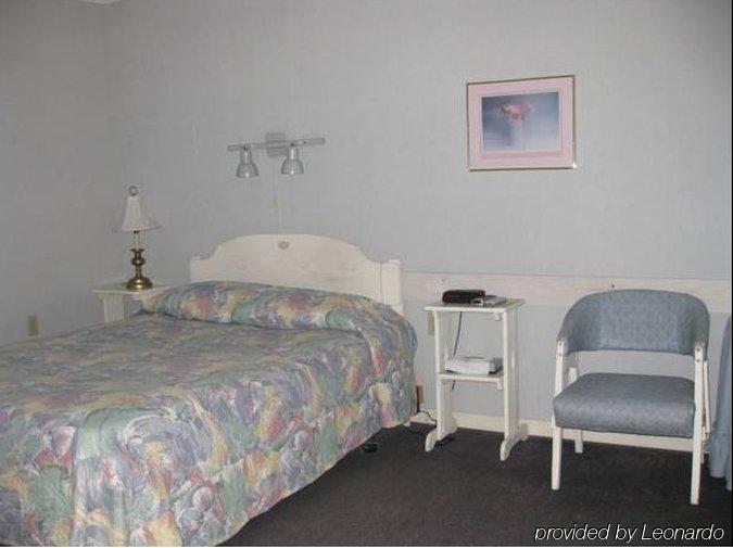 Pinecone Motel Сассекс Екстер'єр фото