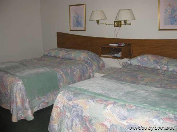 Pinecone Motel Сассекс Екстер'єр фото